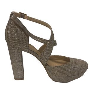 NWOT Guess HIgh Chunky Heel Sparkle Shoes Size 7W